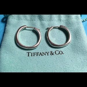Tiffany earrings 3/4 sz